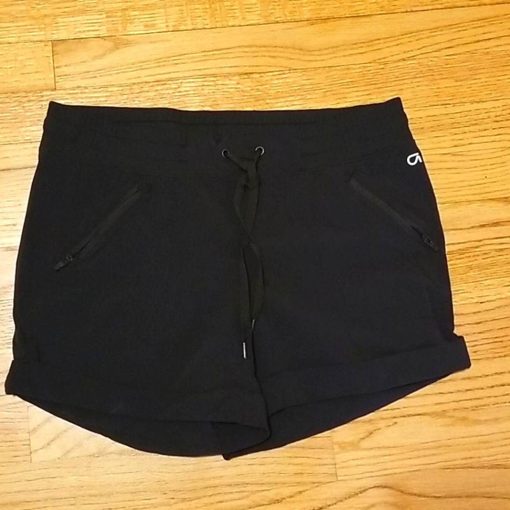 Gap hiking shorts